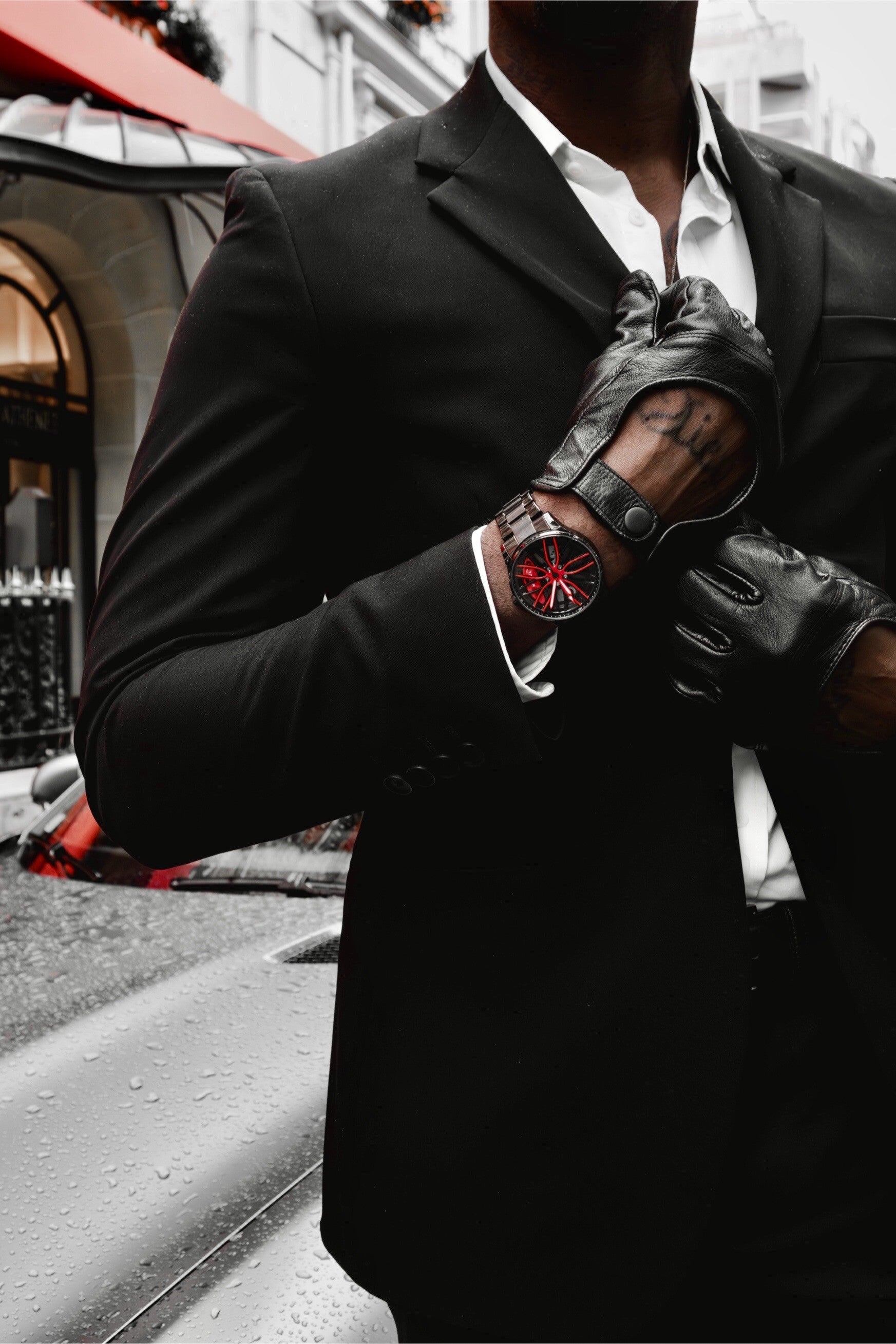 La montre au cadrant en jante rouge de Mogul by Enzo